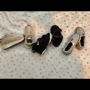 Toddler sneakers size 6t